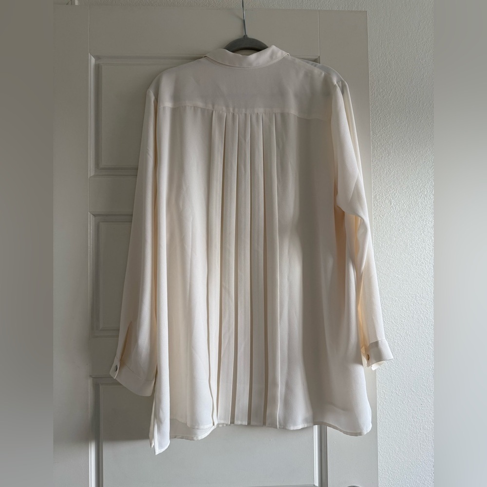 J.Jill Ivory Button-Down Blouse with Pleated Back Detail – Size XL - Picture 3 of 5